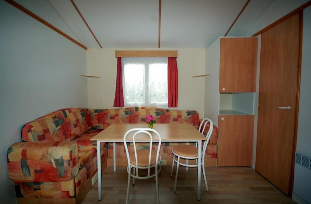 Camping Les 2 Salamandres Arces-sur-Gironde エクステリア 写真