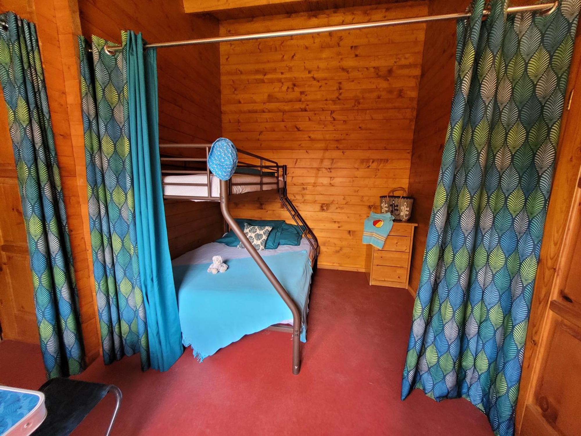 Camping Les 2 Salamandres Arces-sur-Gironde エクステリア 写真